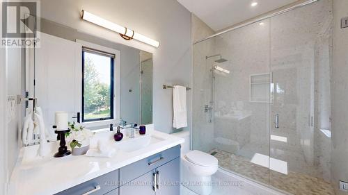 3 Earl Cook Drive, Whitchurch-Stouffville, ON - Indoor Photo Showing Bathroom