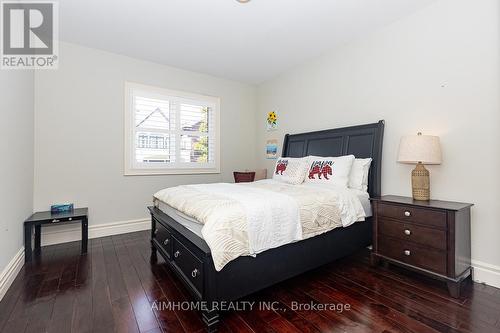 220 Weldrick Road W, Richmond Hill, ON - Indoor Photo Showing Bedroom