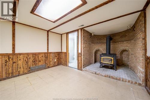 3098 Dominion Boulevard, Windsor, ON - Indoor Photo Showing Other Room With Fireplace