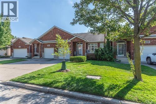 11925 Cobblestone Crescent, Windsor, ON - Outdoor With Facade