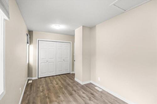 896 Dugas Street, Winnipeg, MB - Indoor Photo Showing Other Room