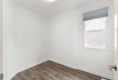 896 Dugas Street, Winnipeg, MB - Indoor Photo Showing Other Room
