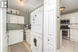 Laundry room off the kitchen - 