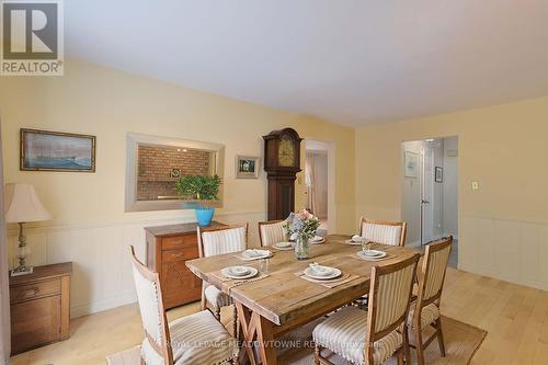 4207 Trapper Crescent, Mississauga, ON - Indoor Photo Showing Dining Room