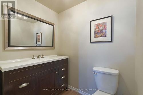 4207 Trapper Crescent, Mississauga, ON - Indoor Photo Showing Bathroom