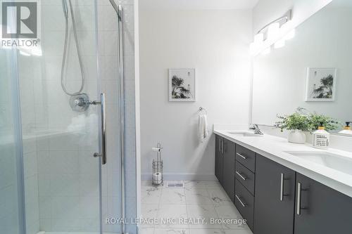 62 Beachwalk Crescent, Fort Erie (Crystal Beach), ON - Indoor Photo Showing Bathroom