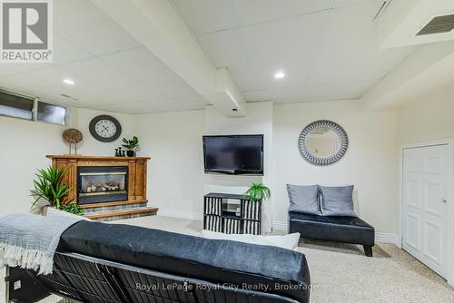 473 Flannery Drive, Centre Wellington (Fergus), ON - Indoor With Fireplace