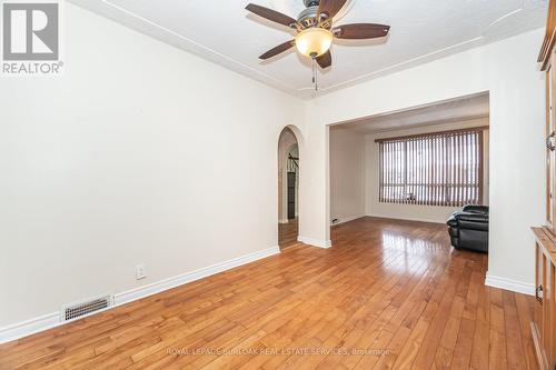 163 Connaught Avenue N, Hamilton, ON - Indoor Photo Showing Other Room