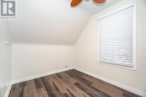 163 Connaught Avenue N, Hamilton, ON - Indoor Photo Showing Other Room