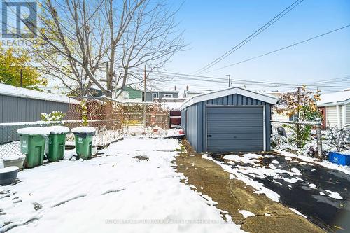 163 Connaught Avenue N, Hamilton, ON - Outdoor