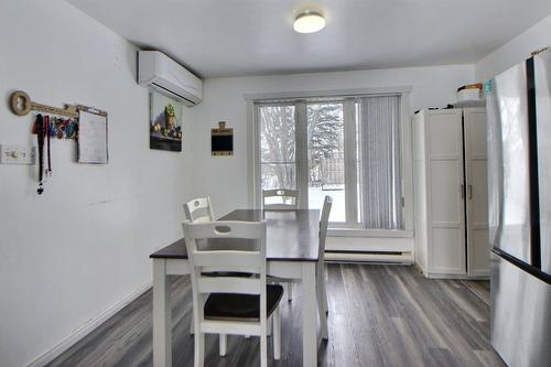 Salle à manger - 101 Rue Caouette, Amos, QC - Indoor Photo Showing Dining Room