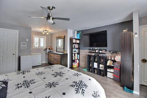 Chambre à coucher principale - 101 Rue Caouette, Amos, QC - Indoor Photo Showing Bedroom