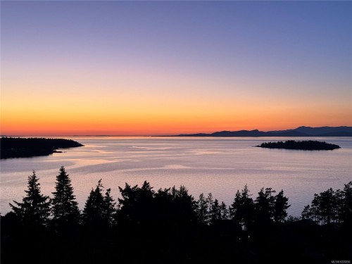 1929 Highland Rd, Nanoose Bay, BC 