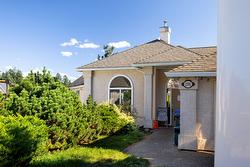 2391 Nahanni Court  Kelowna, BC V1V 1N1