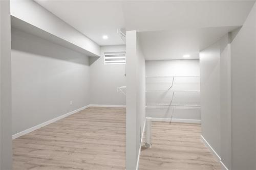 328 River Trail Dr, West St Paul, MB 