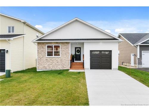 12 Briar Brook Pl, Fredericton, NB 