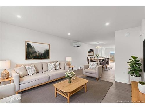 12 Briar Brook Pl, Fredericton, NB 