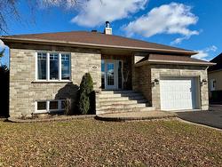 51 Rue Anatole-Touchette  Saint-Jean-Sur-Richelieu, QC J2X 4L5