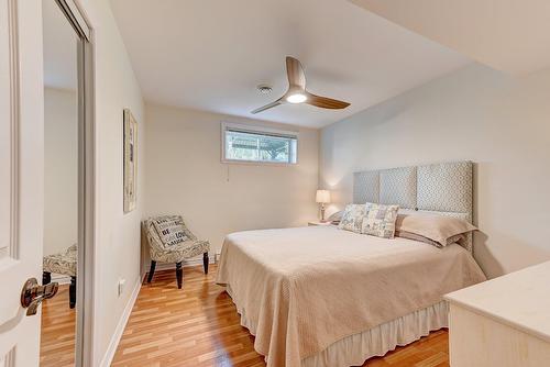 Chambre à coucher - 51 Rue Anatole-Touchette, Saint-Jean-Sur-Richelieu, QC - Indoor Photo Showing Bedroom