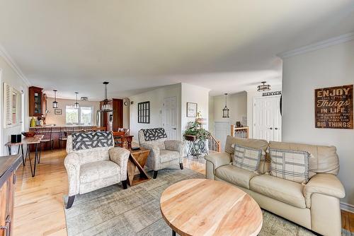 Vue d'ensemble - 51 Rue Anatole-Touchette, Saint-Jean-Sur-Richelieu, QC - Indoor Photo Showing Living Room