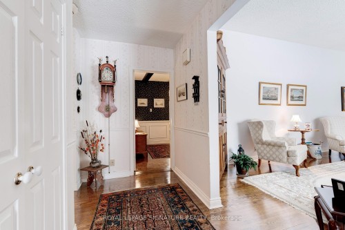 332 Coral Terrace, Oakville, ON - Indoor Photo Showing Other Room