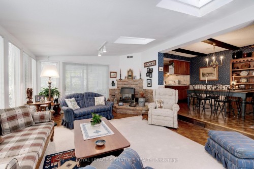 332 Coral Terrace, Oakville, ON - Indoor Photo Showing Living Room With Fireplace