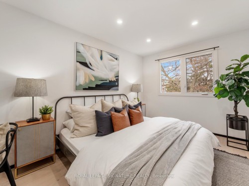 186 Oak Park Avenue, Toronto, ON - Indoor Photo Showing Bedroom