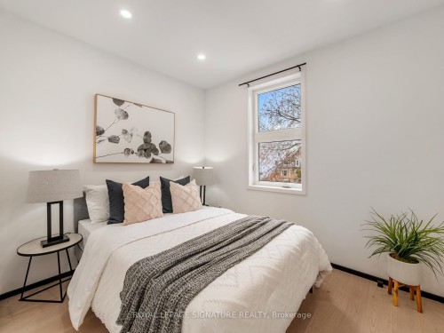 186 Oak Park Avenue, Toronto, ON - Indoor Photo Showing Bedroom