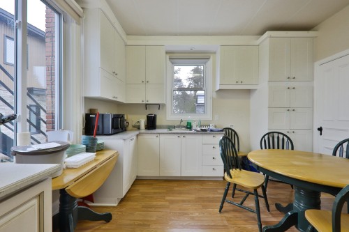 Kitchen - 2A  - 2D Rue Ste-Anne, Sainte-Anne-De-Bellevue, QC - Indoor