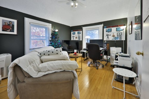 Living room - 2A  - 2D Rue Ste-Anne, Sainte-Anne-De-Bellevue, QC - Indoor