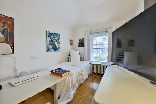 Bedroom - 2A  - 2D Rue Ste-Anne, Sainte-Anne-De-Bellevue, QC - Indoor Photo Showing Bedroom