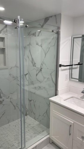 78 Grandridge Crescent, Guelph, ON - Indoor Photo Showing Bathroom