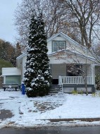 121 Wells Street  Aurora, ON L4G 1T6