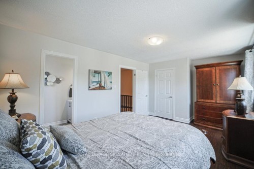 1106 Highgate Place, Mississauga, ON - Indoor Photo Showing Bedroom