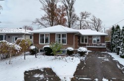 1416 Monaghan Circle  Mississauga, ON L5C 1R8