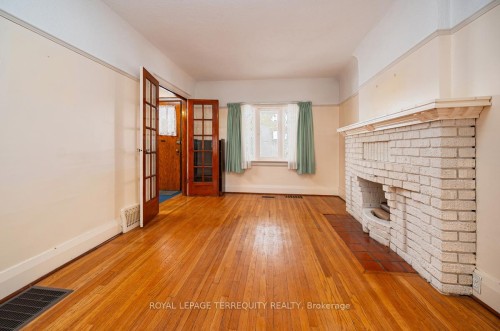 59 Ostend Avenue, Toronto, ON - Indoor Photo Showing Other Room