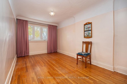 59 Ostend Avenue, Toronto, ON - Indoor Photo Showing Other Room