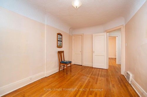 59 Ostend Avenue, Toronto, ON - Indoor Photo Showing Other Room