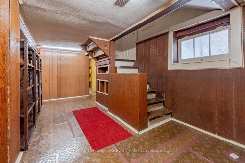 59 Ostend Avenue, Toronto, ON - Indoor Photo Showing Other Room