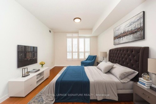 512-120 Dallimore Circle, Toronto, ON - Indoor Photo Showing Bedroom