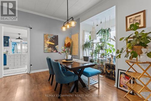 4774 Saint Clair Avenue E, Niagara Falls, ON - Indoor Photo Showing Dining Room