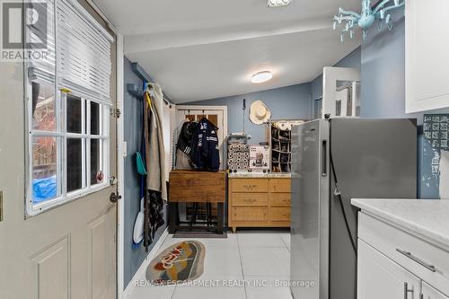 4774 Saint Clair Avenue E, Niagara Falls, ON - Indoor