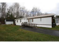 22 Greystone CRT  Fredericton, NB E3B 6R5