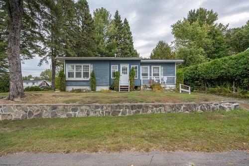 61 Av. Chartier  Saint-Sauveur, QC J0R 1R0