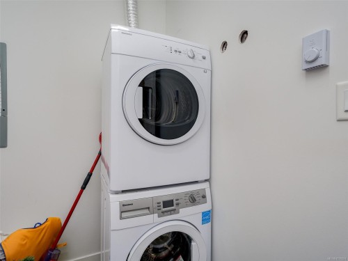 2670 Winster Rd, Langford, BC 