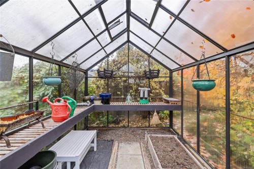 454 Crescent Rd West, Qualicum Beach, BC 