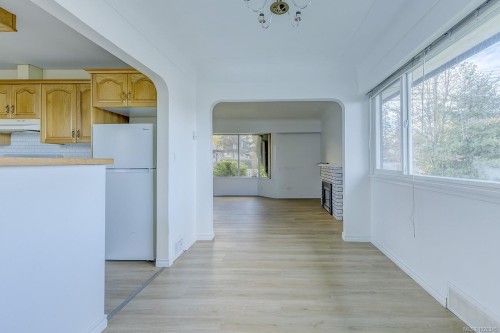 1212 Waddington Rd, Nanaimo, BC 