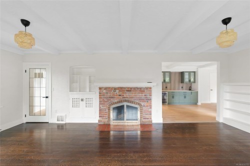 5208 Del Monte Ave, Saanich, BC 