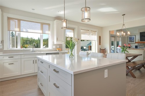 1085 Alpine View Pl, Whiskey Creek, BC 