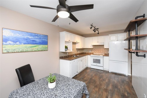 5-717 Aspen Rd, Comox, BC 